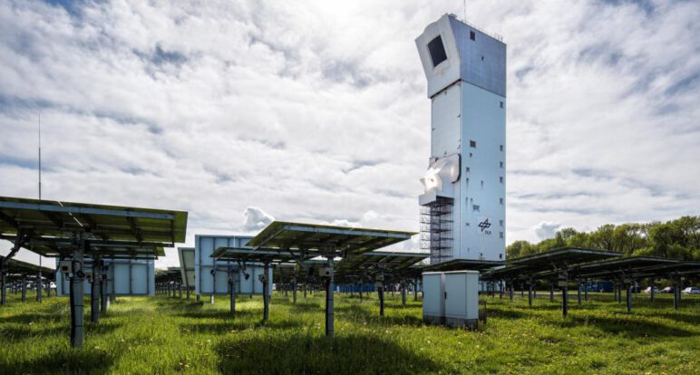 http://dlr_sf-solarturm-juelich-partikelreceiver
