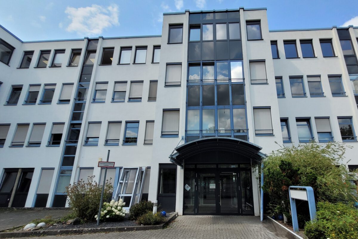 Eingang-quer_250805_145033